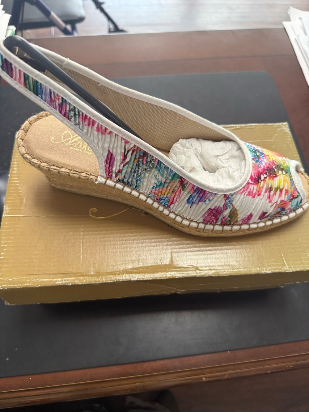 NIB. Floral Espadrille Wedge Slingback - White Multi Satin